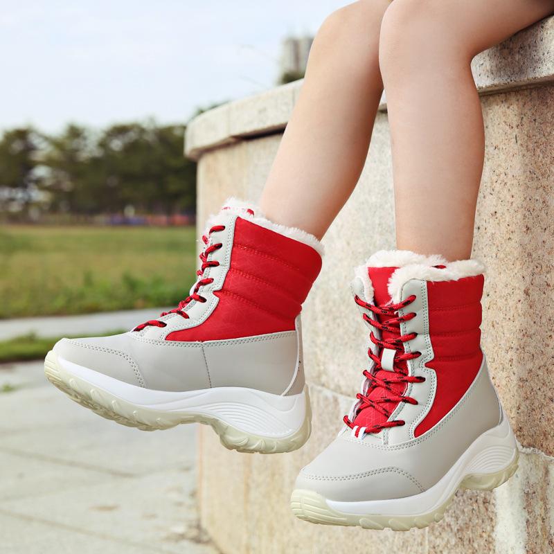 Winter Velvet Snow Boots Women's Medium Tube Martin Boots Outdoor Waterproof and Non-slip Medium Tube High-top Cotton Shoes