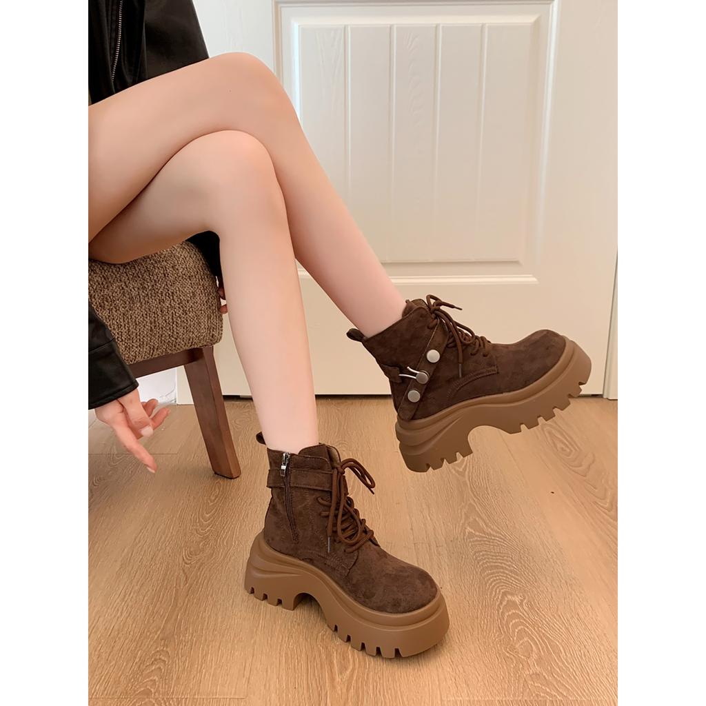 Brown Maillard heightened platform Martin boots autumn with skirt and thin short boots