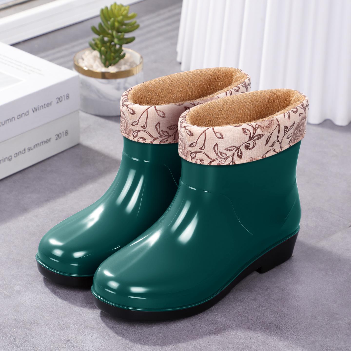 

Женские нескользящие короткие резиновые сапоги с бархатной подкладкой и подошвой из ПВХ 37