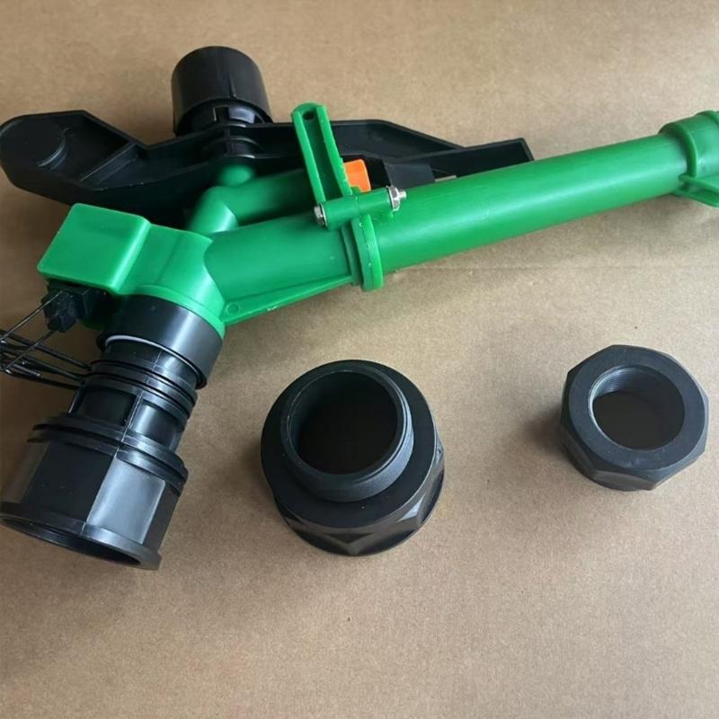 Adjustable Swing Arm Sprinkler Head DN40 Plastic Sprayer Guns 1.5Inch For Farmland Irrigation Corrosion Resistant