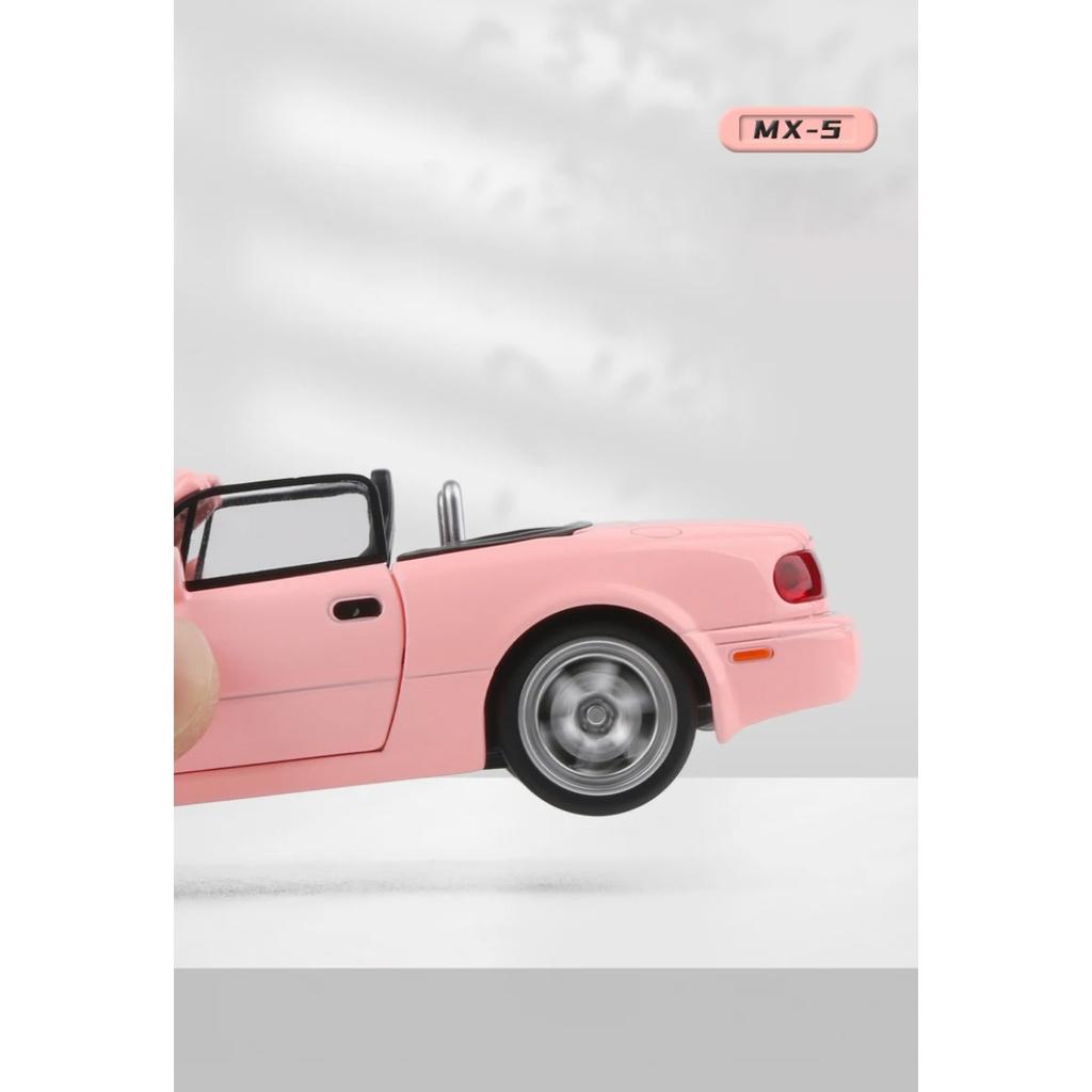 1/32 Mazda MX5 MX-5 Slitina Tlakově litý Model Hračka Auto Zvuk a Světlo Stahovací Dětská Hračka Sběratelský Předmět Dárek k Narozeninám