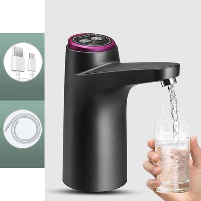 Tragbare automatische Flaschenwasserpumpe, elektrische Wasserspenderpumpe mit USB-Aufladung und 600-ml-Volumenregelung, kabelloser Wasserspender