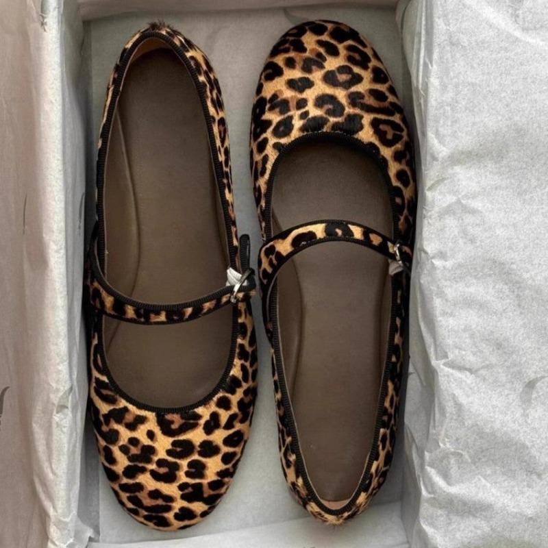Fashion Korean Version of Niche Leopard Print Genuine Leather Buckle Strap Single Shoe, Women's Flat Bottomed Ballet Mary Jane Shoes