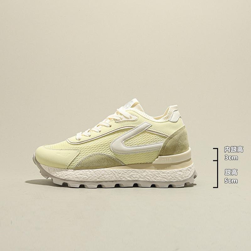 

Small thick-soled inner height increase Forrest Gump shoes women s 2025 new summer mesh breathable fashion versatile sports and leisure 39 жёлтый