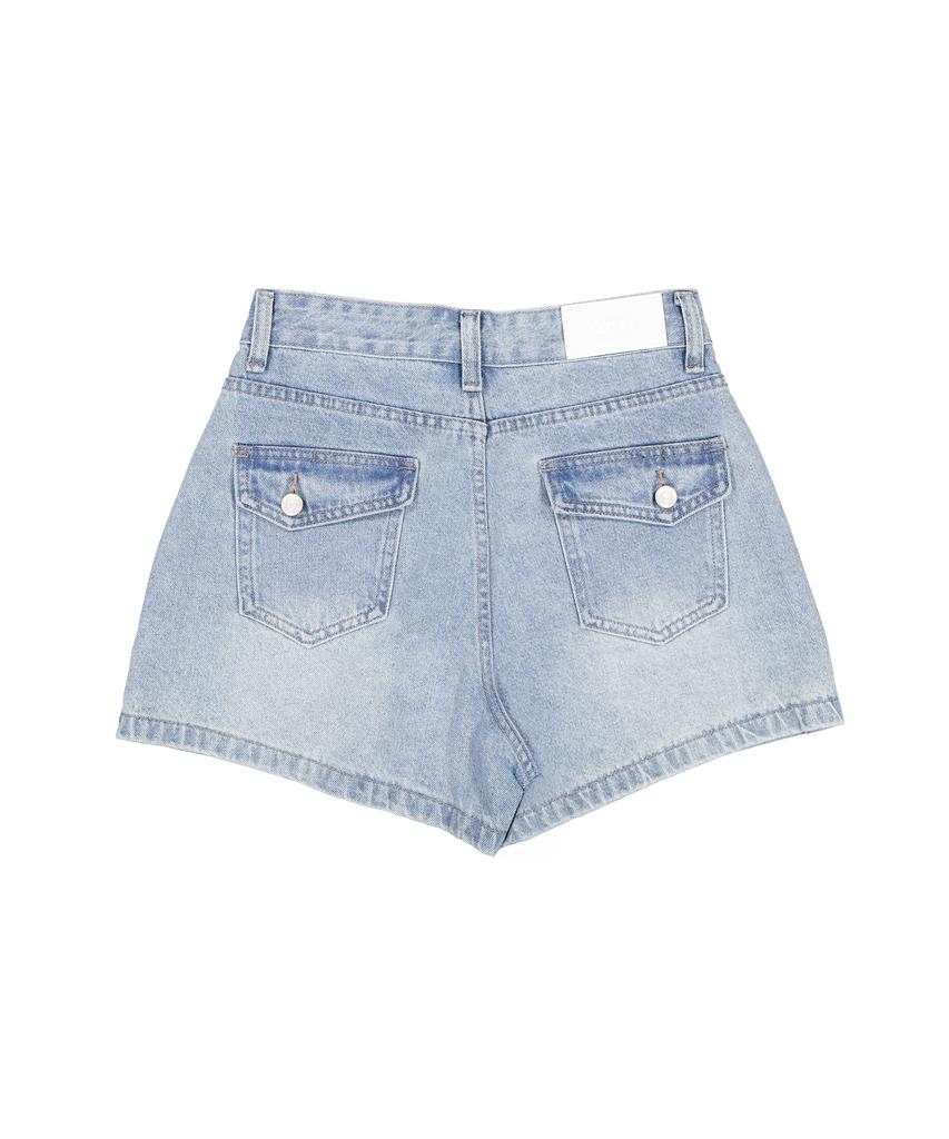 CLO'ET Back Flap Denim Shorts + Washed Blue
