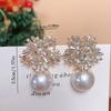 1 Pair of Luxurious Imitation Pearl & Rhinestone Snowflake Earrings - Sparkling, Stainless Steel Posts, Ideal for Summer Parties & Beach Vacations