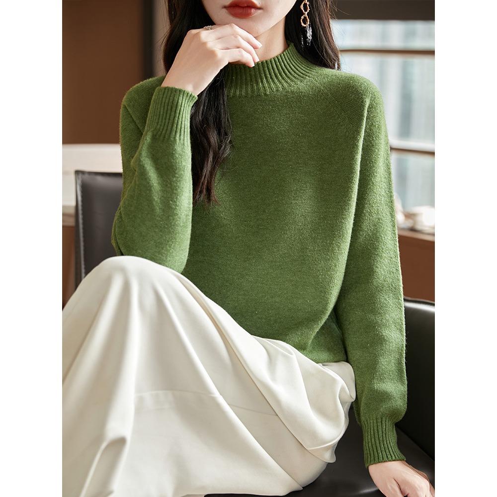 The New Semi-high-neck Sweater for Women In Autumn and Winter Is A Simple Base Layer, A Slimming and Versatile Inner Layer Top