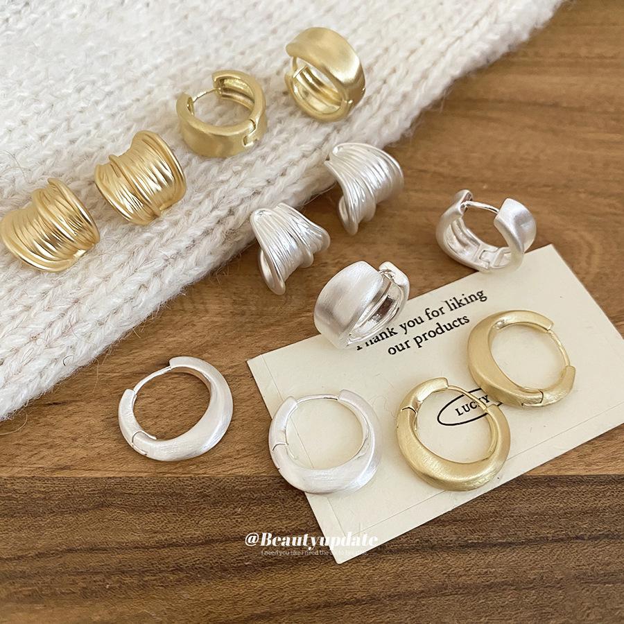 Silver Needle Geometric Ear Cuffs: Minimalist French Fashion for Women