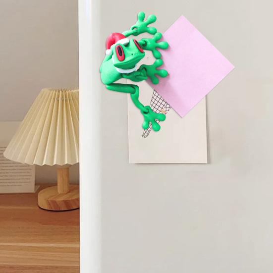Christmas Hat Frog Refrigerator Magnet 3D Printed Movable Joints Frog Fidget Toy Articulated Animal Model Figurine Fridge Magnetic Frog Decoration