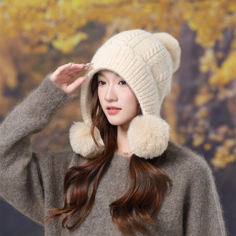 Fleece Kaninchenfell Gestrickte Thermomütze Damen Herbst und Winter Mode Pompon Ohrenschützer Wolle Pullovermütze