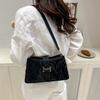 Spring New High-end Texture Temperament Women's Light Luxury Niche High-value Single Shoulder Underarm Messenger Bag