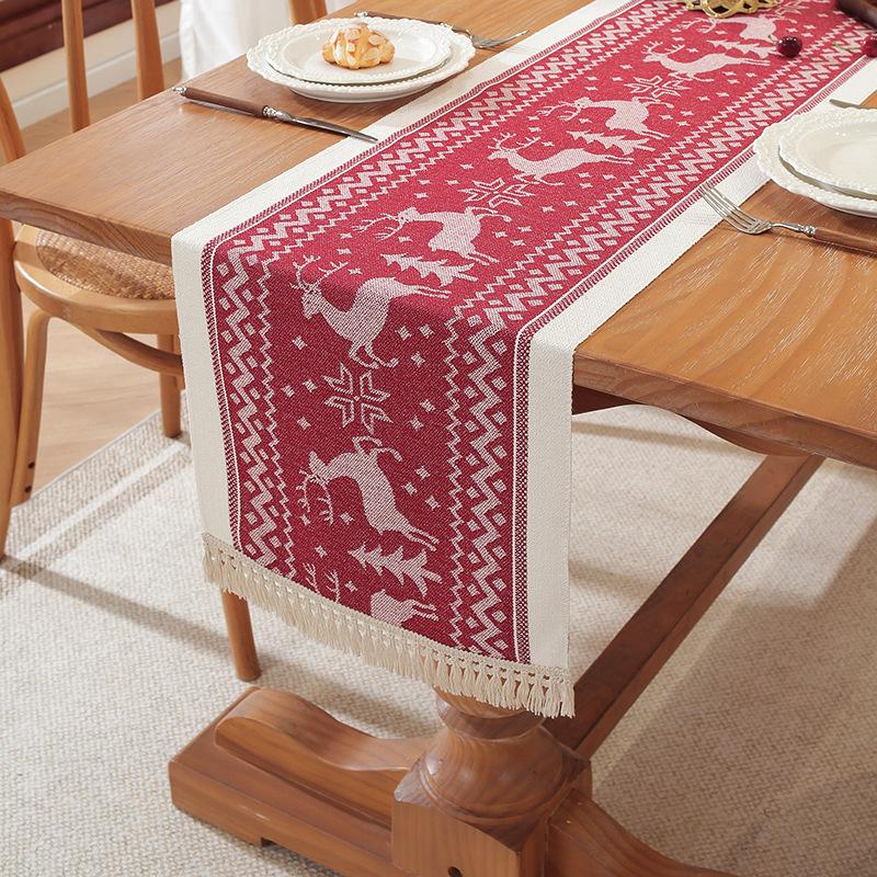 Jacquard Yarn-Dyed Christmas Snowman Reindeer Tassel Polyester Table/Bed Runner