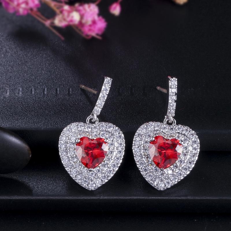 

Heart Stud Earrings, Sterling Silver, High-Grade Micro-Inlaid Zircon Earrings, Earrings.