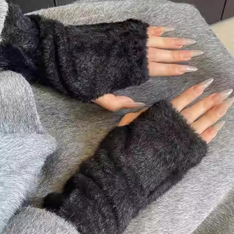Soft Waxy Plush Half-finger Gloves Women's Plush Warm Autumn and Winter Sleeves Cute Imitation Rabbit Hair Japanese Long-sleeved Leaking Finger Gloves