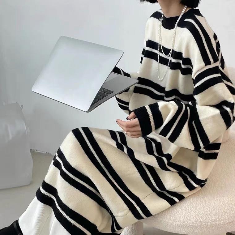 

YYFS Женская мода Повседневный Осень Зима Полосатый Принт Длинный Рукав О-Образным Вырезом Свитера Size: One Size белый