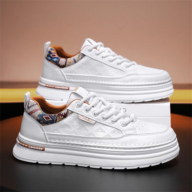 Men 's Casual Four Seasons Fashion Skateboarding Students Comfortable Sneakers Boys Trending Soft Sole Breathable Shoes