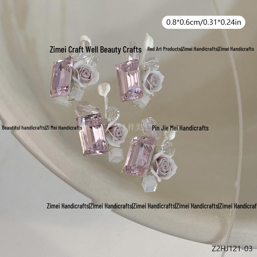 

New Crystal Rhinestone Nail Art: Super Shiny, Pointed, and Irregular Designs