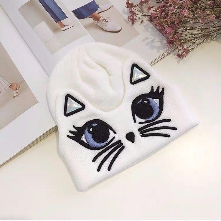

Lovely Ear Protecting Wool Hat Winter Knit Cap For Women Girls білий