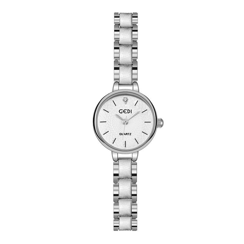 High-End Medieval Women'S Watch Niche Exquisite Alloy Bracelet Watch Women'S High-Value Waterproof Quartz Watch