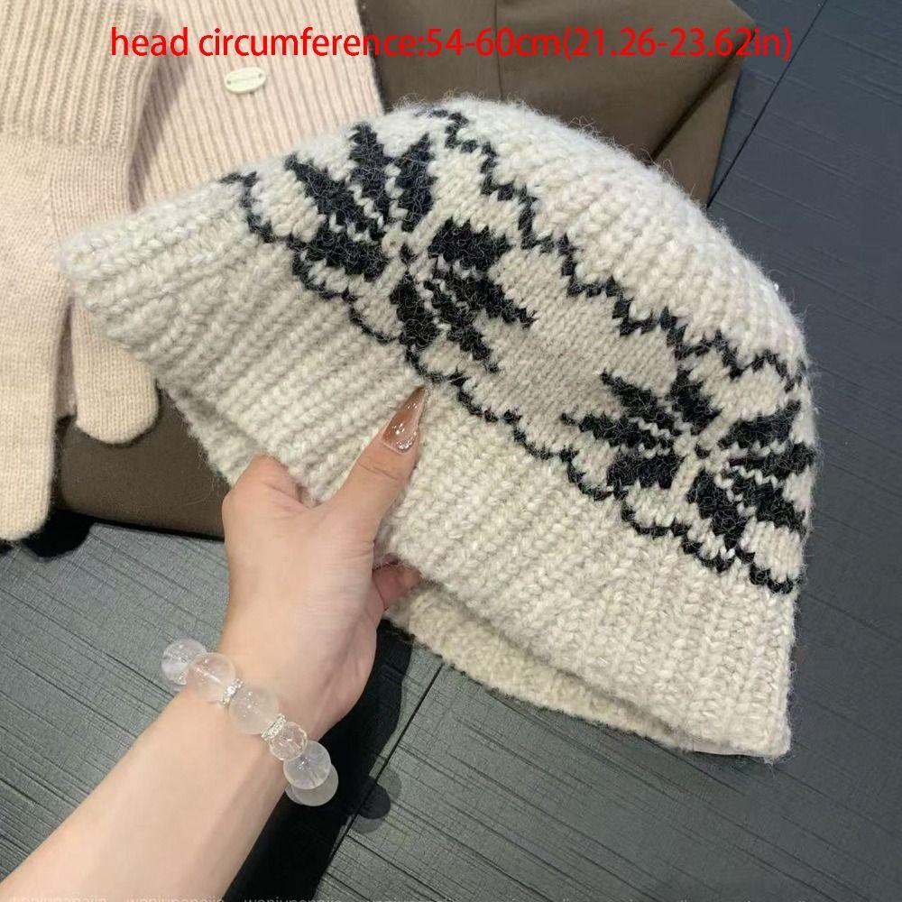 Sweet Warm Snowflake Jacquard Knitted Hat Printed Wool Jacquard Pattern Beanies Retro Korean Printing Knit Cap Girls