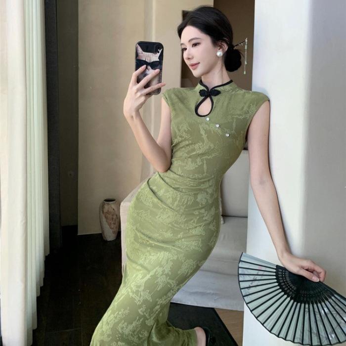 Summer Slim-fitting Dark Flower Festive Disc-buckled Cheongsam Sexy Waist and Thin Chinese Fashion Dress Women's Hip-wrapped Dress