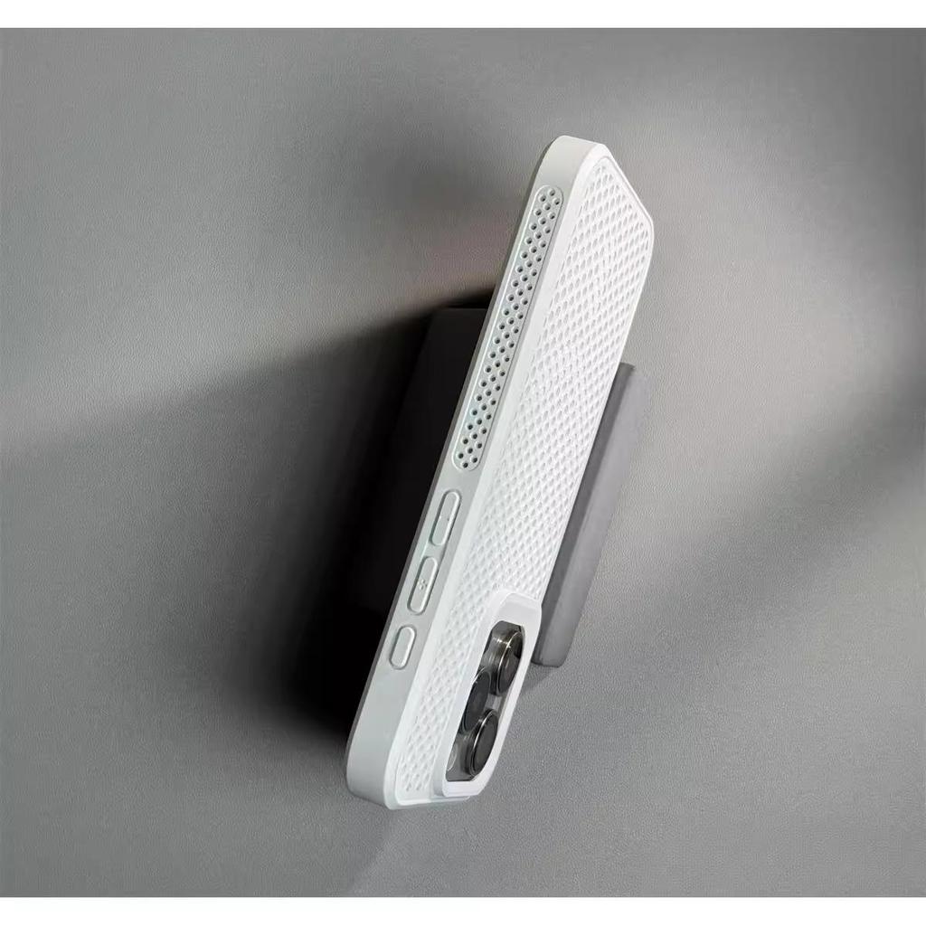 Summer honeycomb heat dissipation is suitable for iPhone17promax magnetic mobile phone case Apple 16 mesh matte 15 ultra-thin.