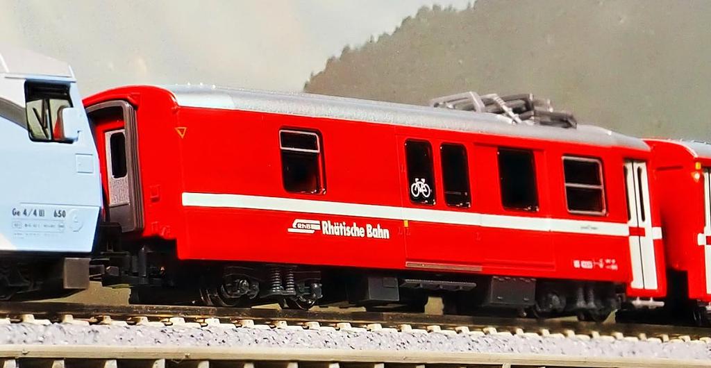 KATO N Gauge Rhaetian Railway Power Luggage Car DS4222 5279-2 Railway Model Passenger Car