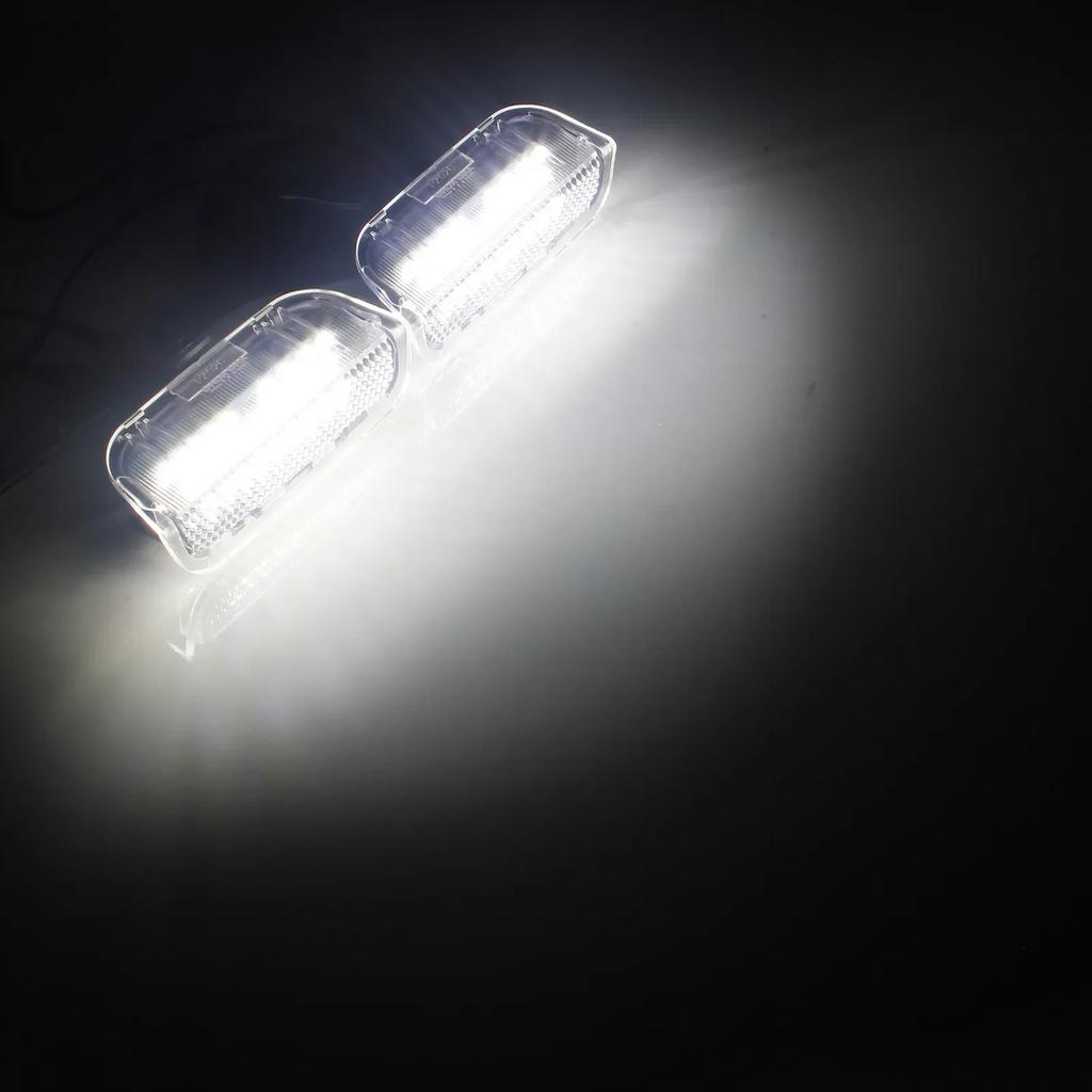 2 pièces LED SMD Lumière d'courtoisie latérale de porte Bienvenue Pour VW Touareg Tiguan Golf Passat CC Jetta