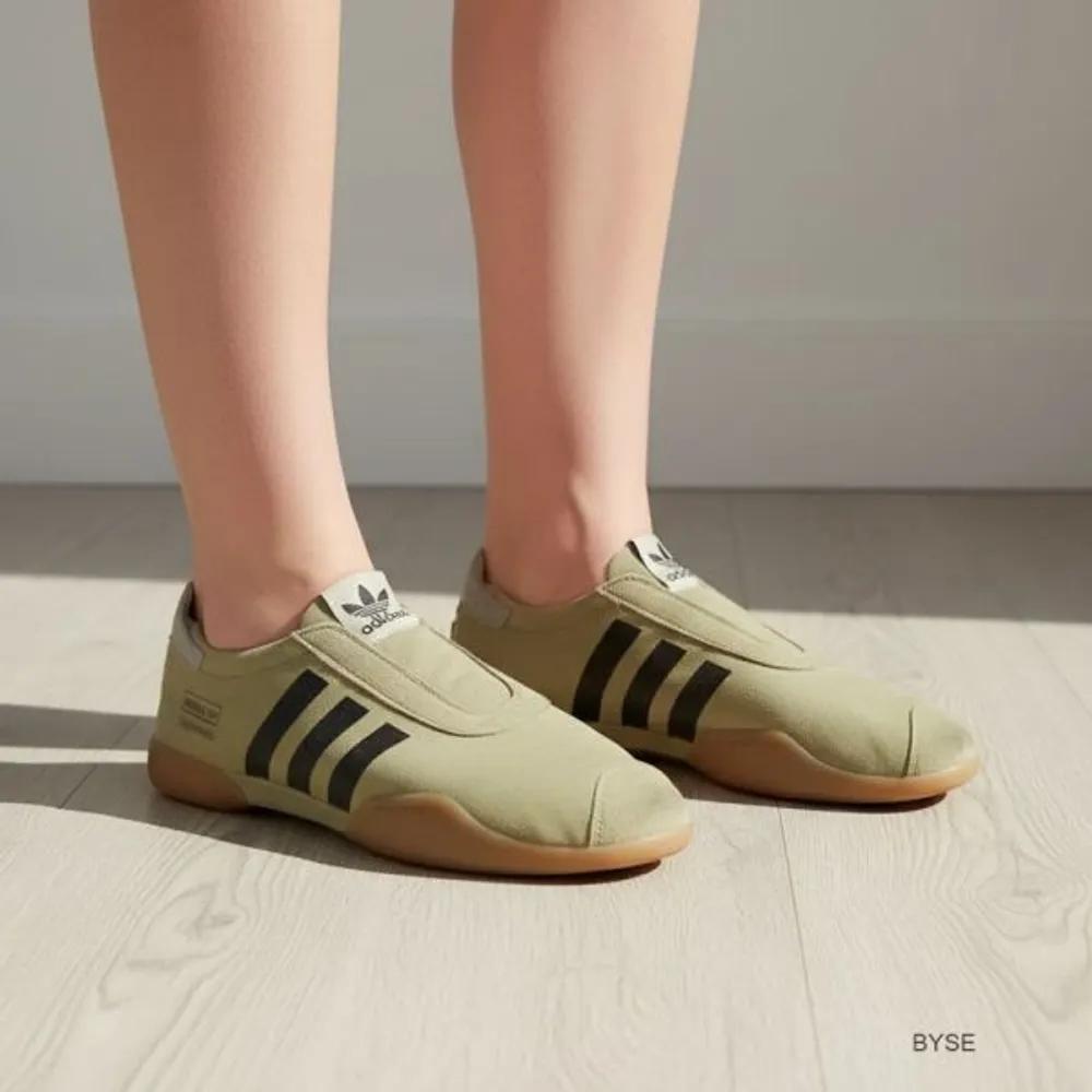 adidas Sneakers Song for the Mute Taekwondo May Cream White Core Black 463416