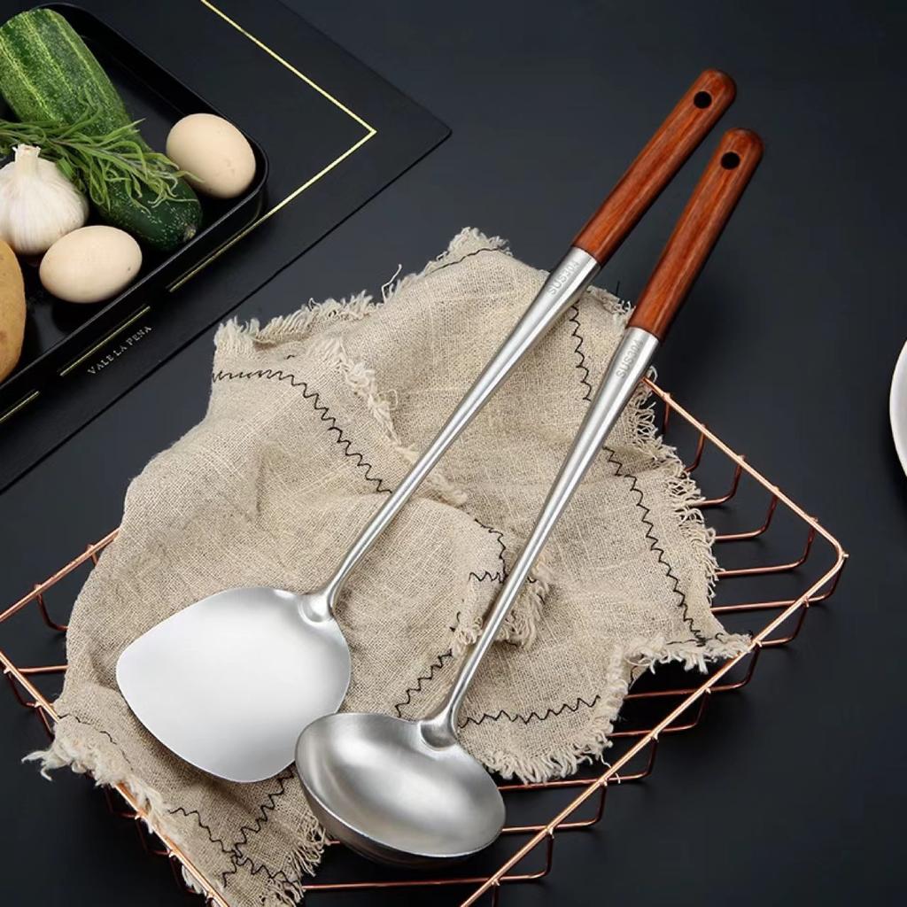 Stainless Steel Spoon Extended Pear Wooden Handle Frying Shovel Household Wok Shovel Large Colander Long Handle Chef Series