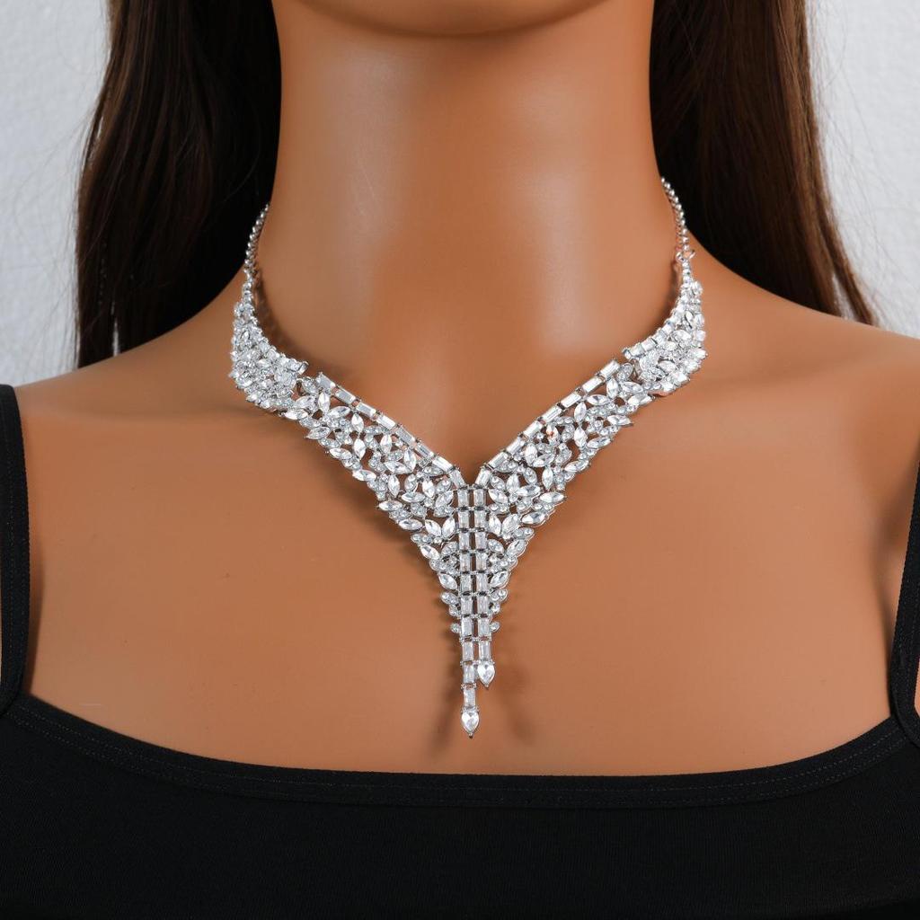 Šik Evropská a Americká Sada Náhrdelníku a Náušnic: Elegantní svatební šperky pro svatby