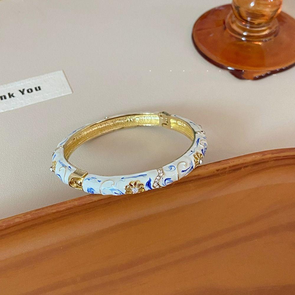 Traditional Hollow Out Flower Bangle Chinese Women's Hand Bracelet  Jewelry Gifts