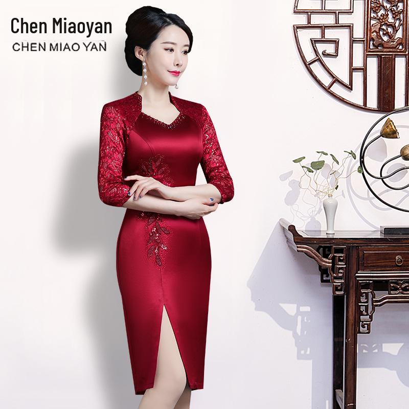 Summer Red Long Cheongsam Dress for Young Mother-in-Law at Wedding Banquet