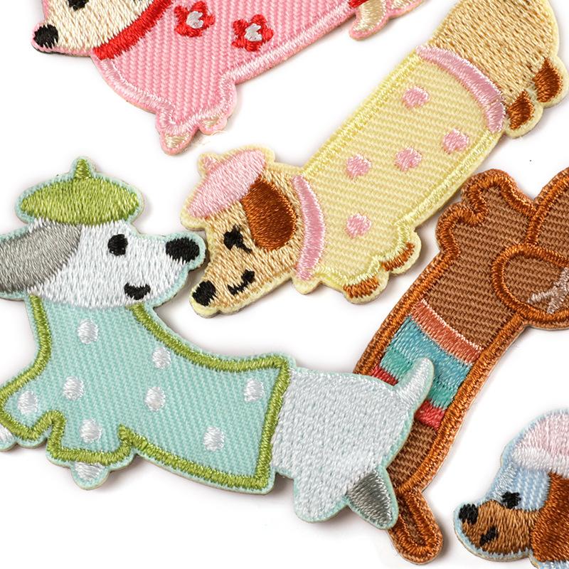 1 Bucată Drăguț Câine Teckel Brodat Patchuri Pentru Fete Geantă DIY Autocolant Mic cu Lipici Pentru Haine Copii Agrafă de Păr Designer