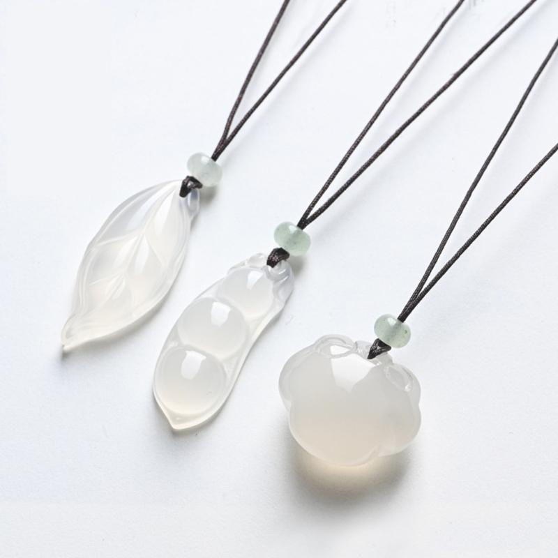 Unique Natural Jade Stone Necklace with Traditional Ethnic Designs Perfect for Cultural Event and Daily Wear