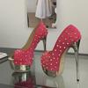 Escarpins à plateforme et bout ouvert de 16 cm, style sexy, avec bride arrière, ornés de rivets métalliques, parfaits pour les mariages et les banquets.