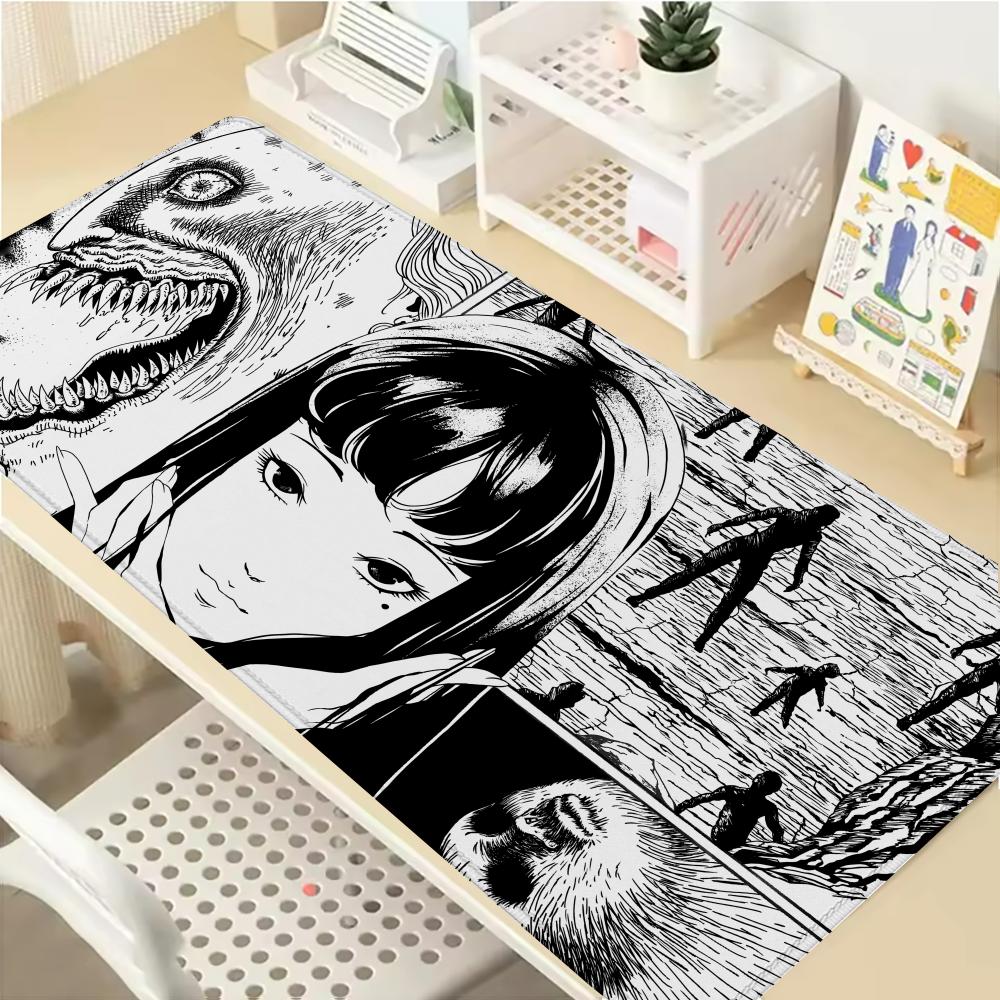Gaming Mouse Pad with Antislip Base and Stitched EdgesBlack White Horror Manga Girl Print Desk Mat for PC Laptop Gaming