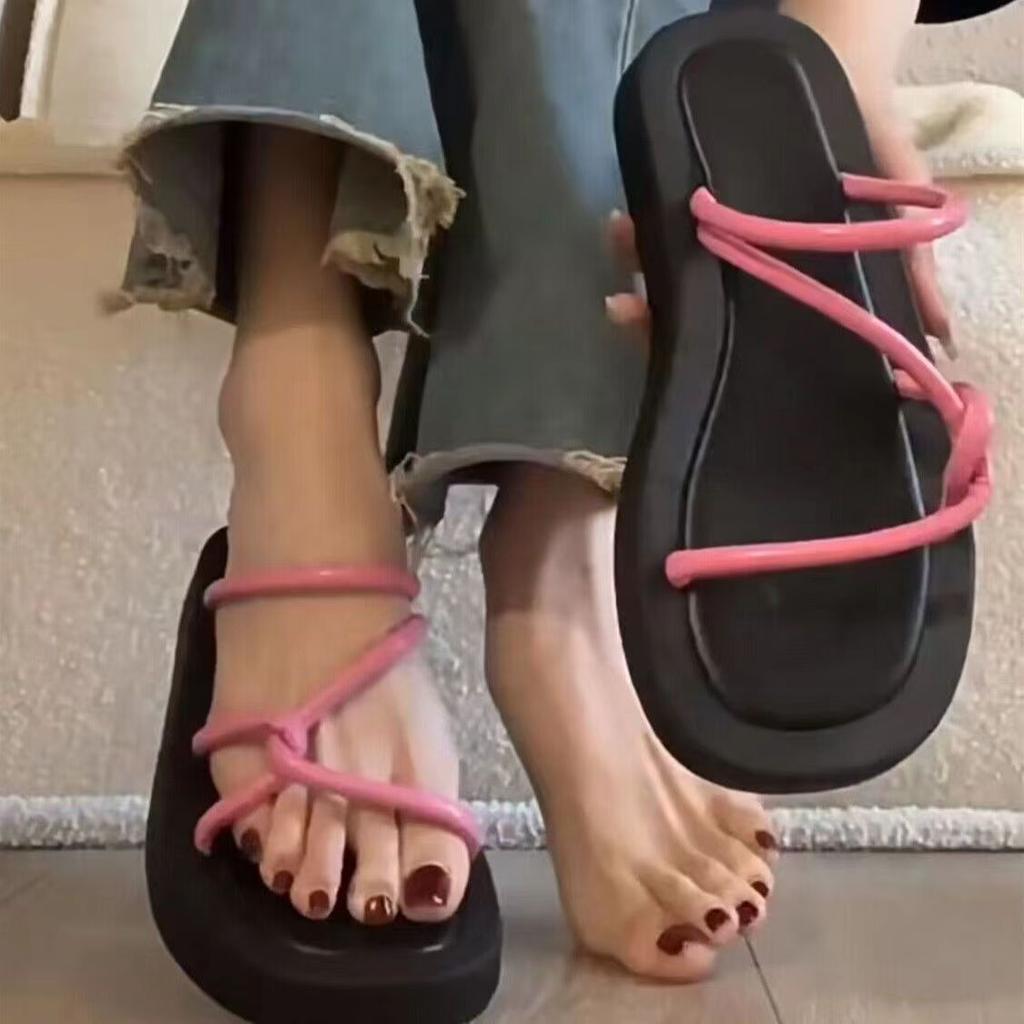 Fashion Roman Straps Cool Slippers Summer Women's Wear 2025 New Open-toed Internet Celebrities Super Fire Thick Bottom Heightening Sandals
