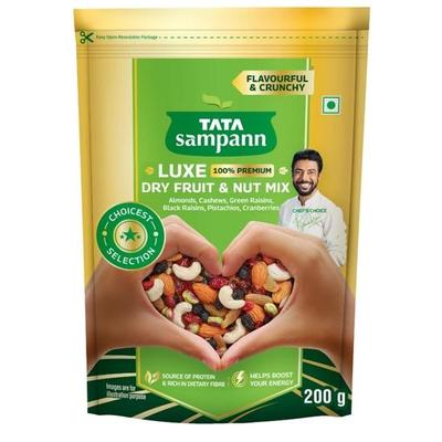 TATA Sampann Luxe Dry Fruit & Nut Mix, 200g, Source of Protein, Magnesium & Phosphorus, Rich In Dietary Fiber, Flavourful & Crunchy Snack, Almonds