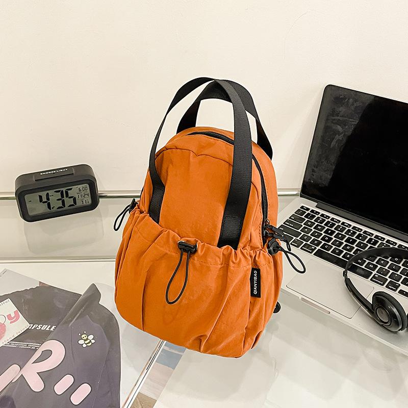 Breast Bag Women's Lightweight and Lightweight Nylon Bag Sports Shoulder Mobile Phone Bag Commuter Backpack