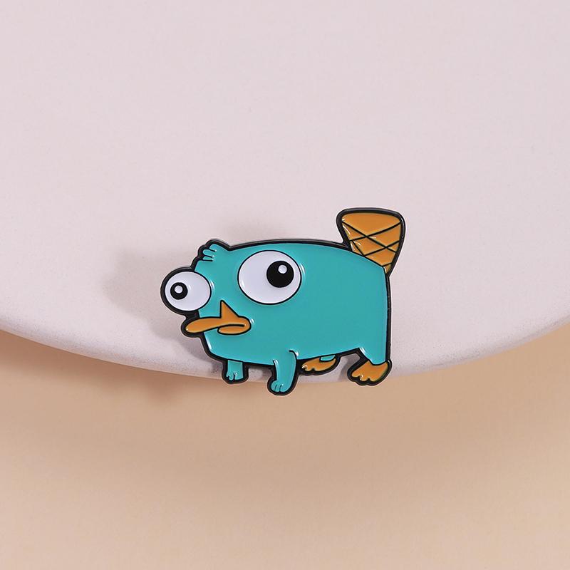 Smaltovaná odznáček Brož Platypus, Roztomilá kachní brož Z kresleného anime, Odznak na batoh, Zábavný šperk Dárek Pro přátele