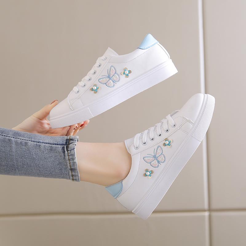 Fashion Women Running Shoes Spring Autumn Fashion White Breathable Embroidered Flower Lace-Up Casual Sneakers Zapatos De Mujer