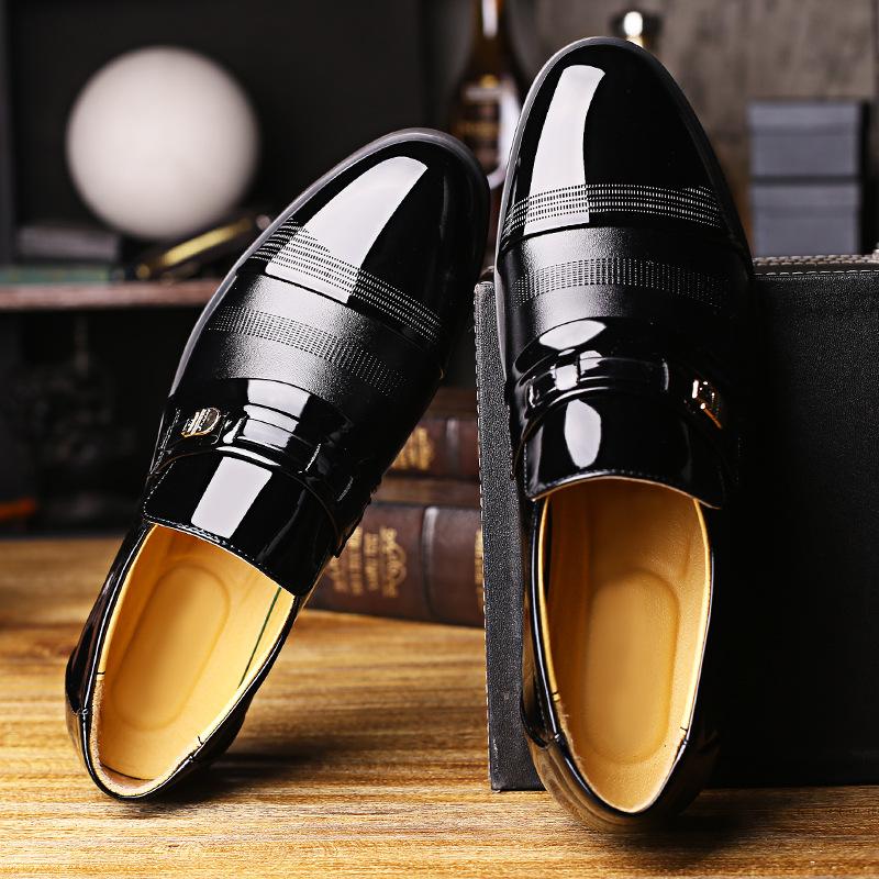 2025 New Men's Business Dress Leather Shoes Men's Inner Height Increase Summer Hollow Men's Shoes Hole Hole British Casual Shoes