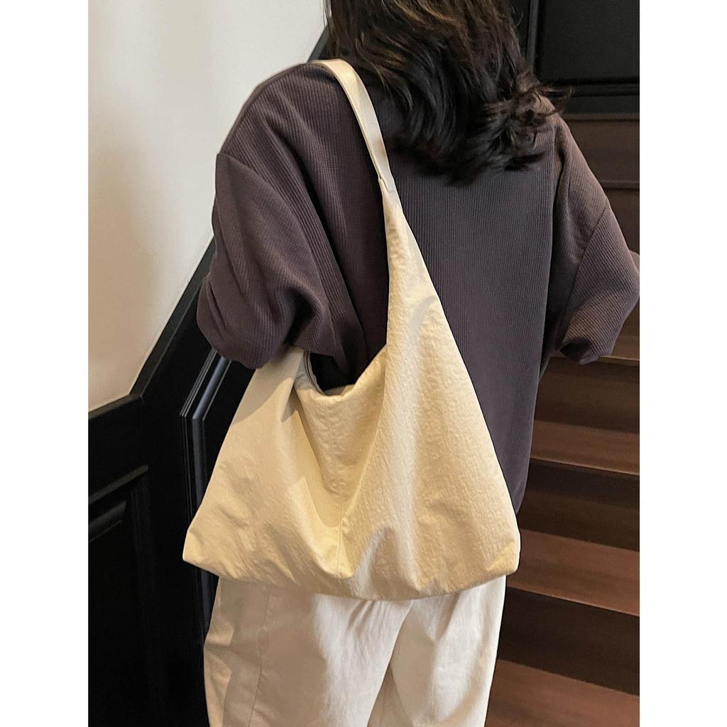 Korean Versi Simple and Versatile Canvas Bag, Large Capacity Single Shoulder Underarm Bag, 2026 New Retro Commuting Diagal