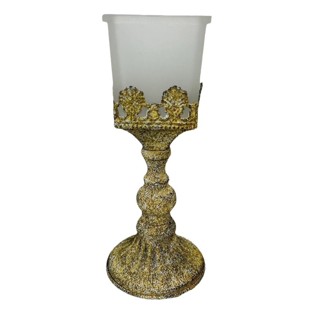 Elegant Iron Candle Holders Classical Design Candlestick Holders for Weddings Parties and Dinners Decors Accessory