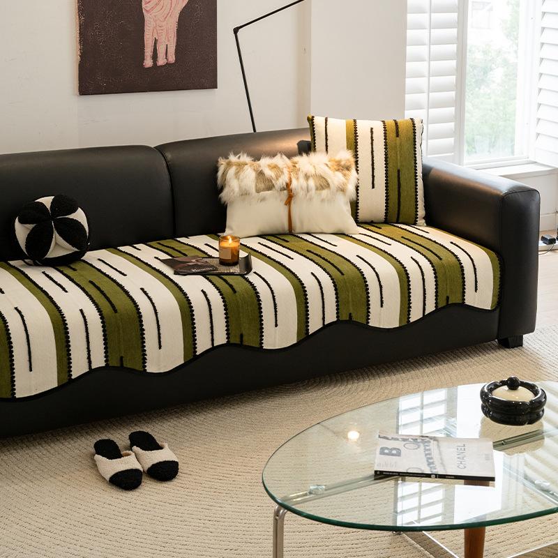 

New Sofa Cushion Four Seasons Universal Non-Slip Special-Shaped Seat Cushion Light Luxury Straight Row Sofa Cover Cloth Towel 70*70cm