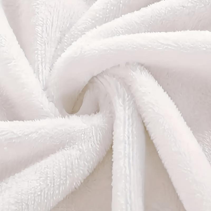 1pcs Panda pattern blanket, cute, personalized, soft, comfortable, suitable for all seasons, holiday gift decoration blanket