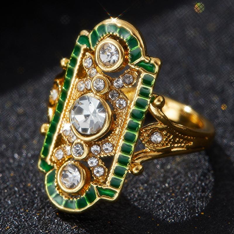Vintage Luxury Trend Irregular Rings with Delicate Sparkling Cubic Zirconia Zircon Women's Niche Ethnic Accessories Ring Gifts