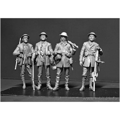Master Box 1/35 Scale British Infantry Unit (5 Figures), First Battle of the Somme, 1916, Plastic Model Kit, MB35146