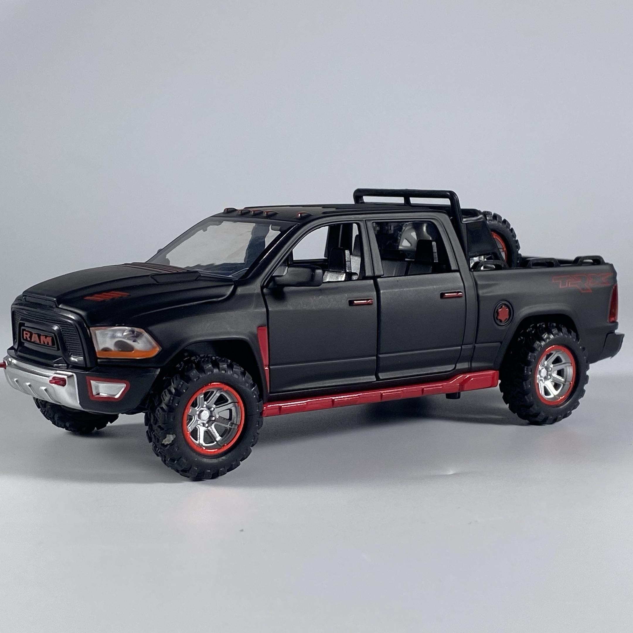 

1:32 Dodge Ram Pickup Truck Alloy Off Road Car Diecast Model Sound Light Toy Home Decoration Ornaments Children Birthday Present чорний